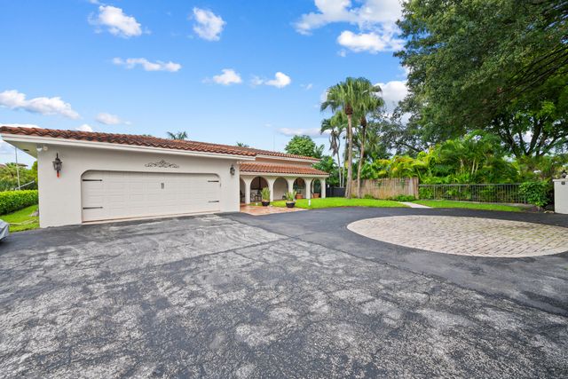 2461 SW 27TH Terrace, Fort Lauderdale, FL 33312