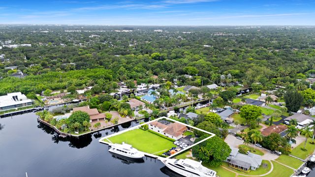 2461 SW 27TH Terrace, Fort Lauderdale, FL 33312