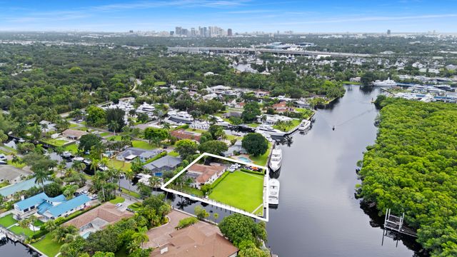 2461 SW 27TH Terrace, Fort Lauderdale, FL 33312