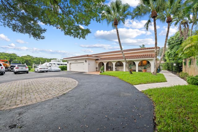 2461 SW 27TH Terrace, Fort Lauderdale, FL 33312