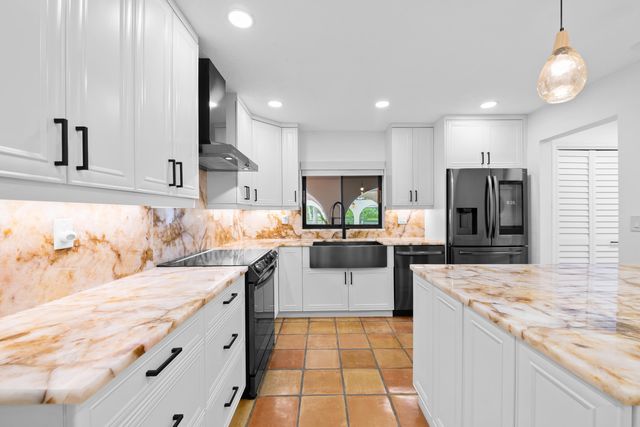 2461 SW 27TH Terrace, Fort Lauderdale, FL 33312