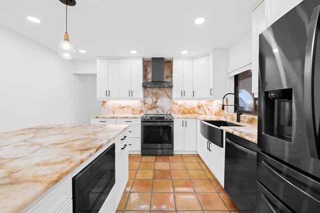 2461 SW 27TH Terrace, Fort Lauderdale, FL 33312