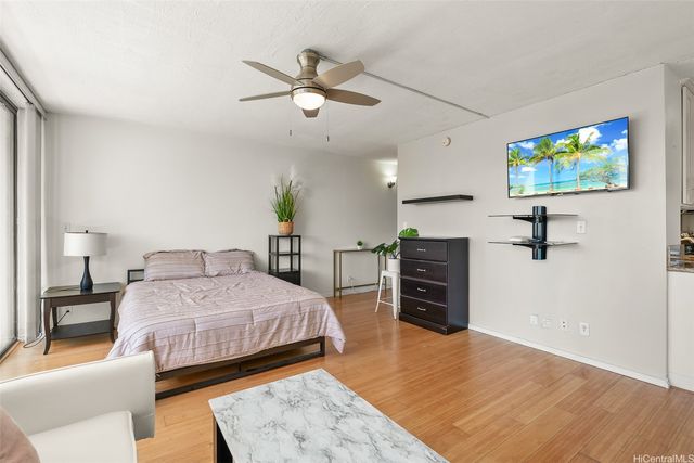 2092 Kuhio Avenue 1701, Honolulu, HI 96815