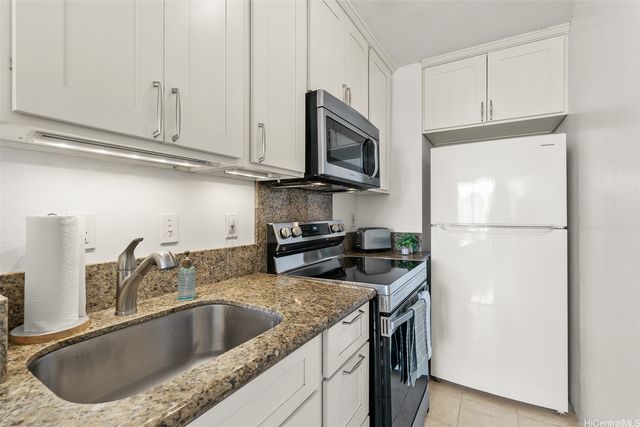 2092 Kuhio Avenue 1701, Honolulu, HI 96815