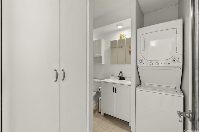 2092 Kuhio Avenue 1701, Honolulu, HI 96815