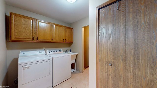 41230 Whispering Oaks Drive, Clinton Township, MI 48038