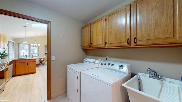 41230 Whispering Oaks Drive, Clinton Township, MI 48038