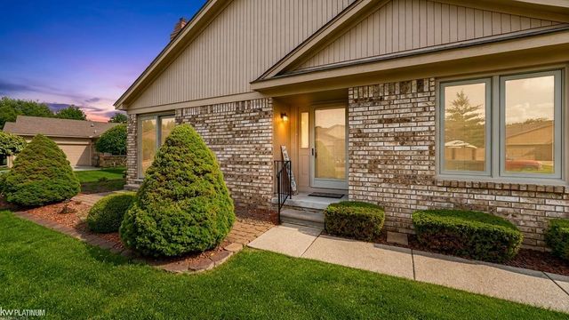 41230 Whispering Oaks Drive, Clinton Township, MI 48038