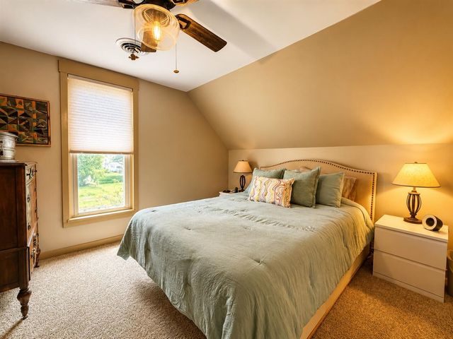 211 E Sycamore Street, Three Oaks, MI 49128