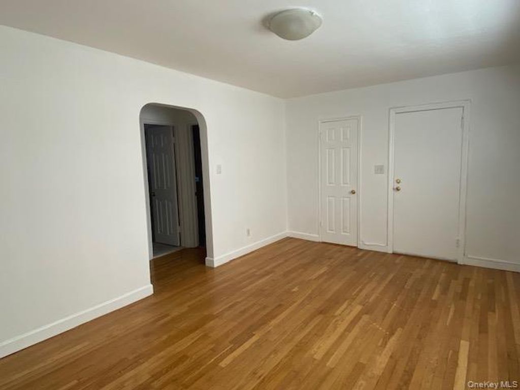260-45 73rd Avenue A-1, Glen Oaks, NY 11004 — photo 4