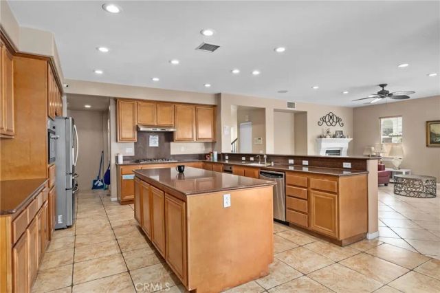 13311 Kamelia Street, Eastvale, CA 92880