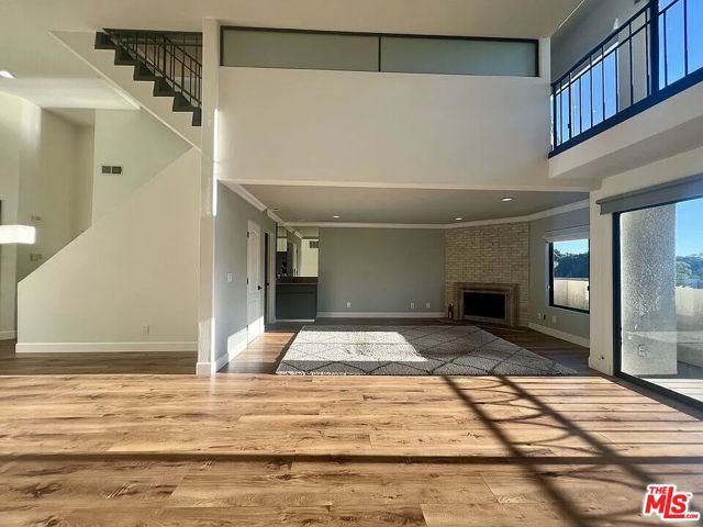 390 S Sepulveda Boulevard A302, Los Angeles, CA 90049