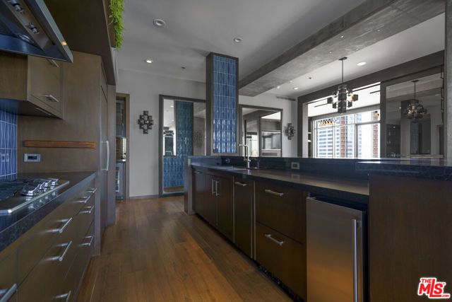 1100 S Hope Street 1714, Los Angeles, CA 90015