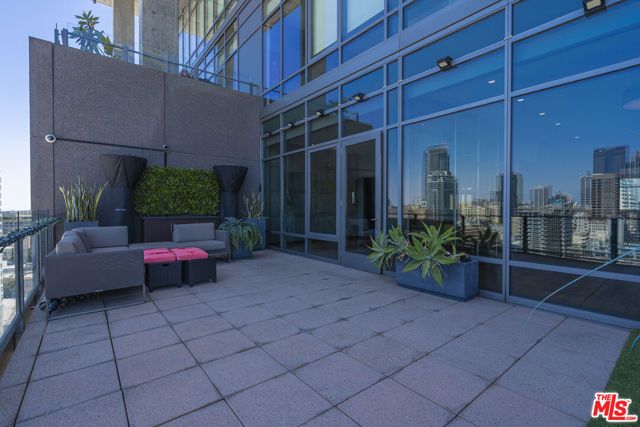 1100 S Hope Street 1714, Los Angeles, CA 90015