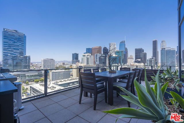 1100 S Hope Street 1714, Los Angeles, CA 90015
