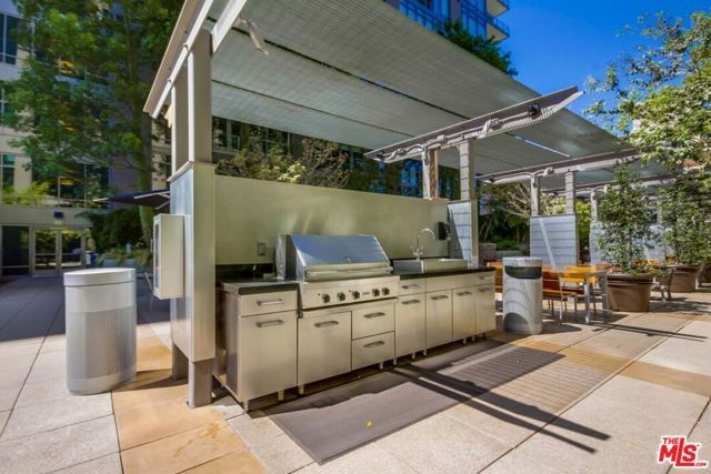 1100 S Hope Street 1714, Los Angeles, CA 90015