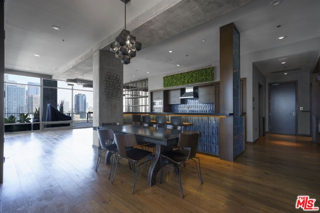 1100 S Hope Street 1714, Los Angeles, CA 90015