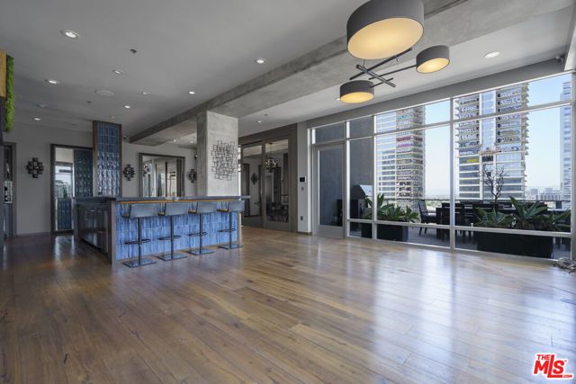 1100 S Hope Street 1714, Los Angeles, CA 90015