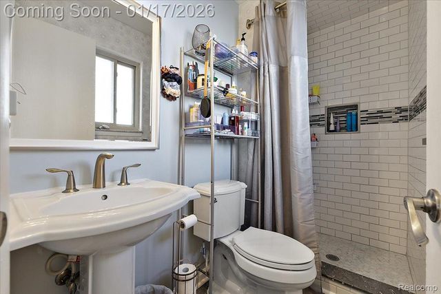 46621 Apple Lane, Macomb Township, MI 48044