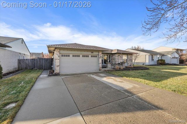 46621 Apple Lane, Macomb Township, MI 48044