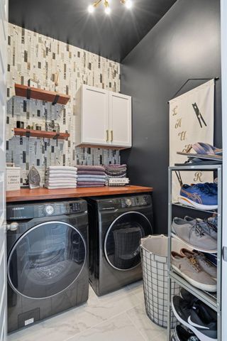 411 N Commodore Way, Summerville, SC 29483