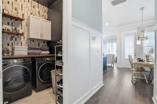 411 N Commodore Way, Summerville, SC 29483