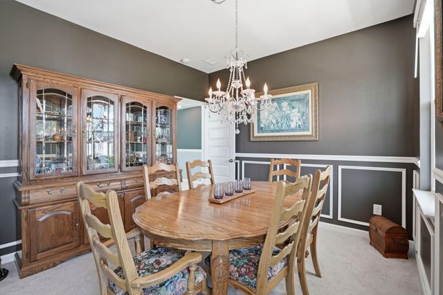 411 N Commodore Way, Summerville, SC 29483