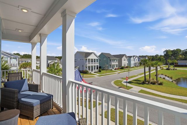 411 N Commodore Way, Summerville, SC 29483