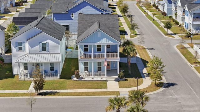 411 N Commodore Way, Summerville, SC 29483