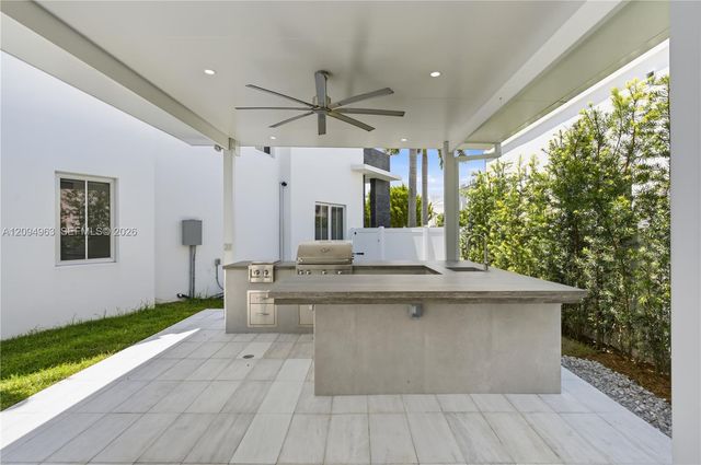 8221 NW 34th Drive, Doral, FL 33122