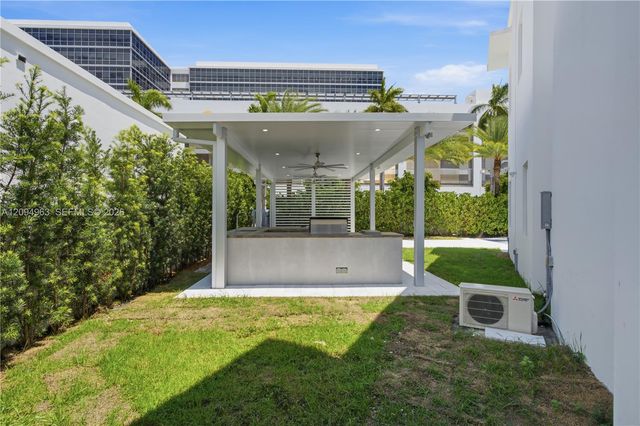 8221 NW 34th Drive, Doral, FL 33122
