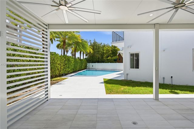 8221 NW 34th Drive, Doral, FL 33122
