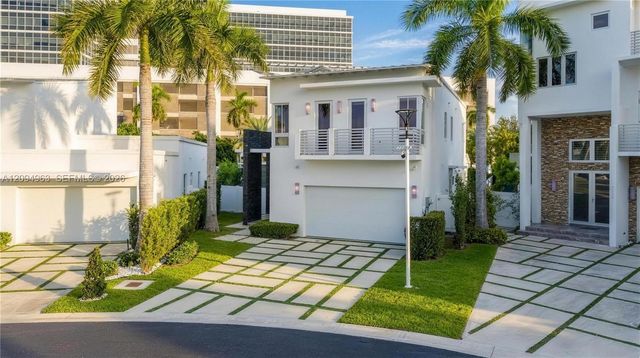 8221 NW 34th Drive, Doral, FL 33122