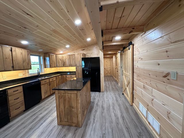 910 Walnut Grove Road, Carlisle, KY 40311