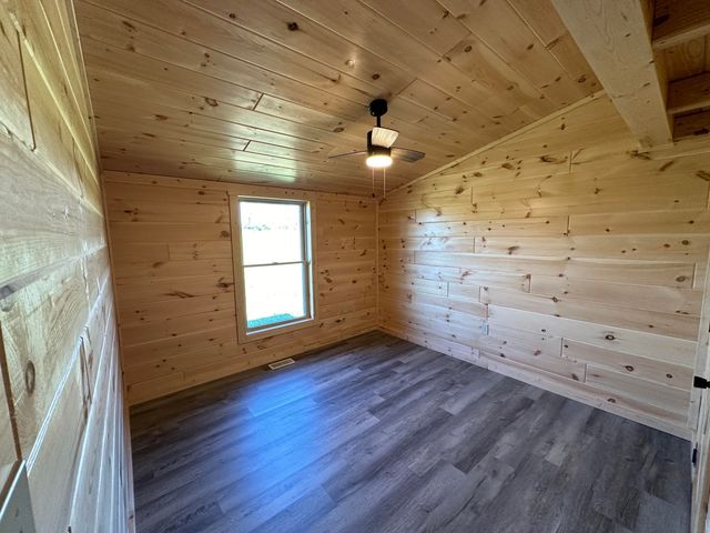 910 Walnut Grove Road, Carlisle, KY 40311