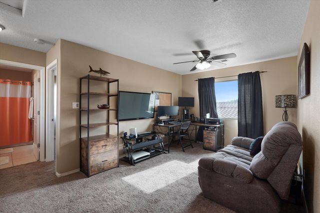 8319 Go West Road NW, Albuquerque, NM 87120