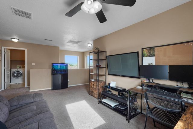 8319 Go West Road NW, Albuquerque, NM 87120