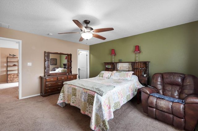 8319 Go West Road NW, Albuquerque, NM 87120