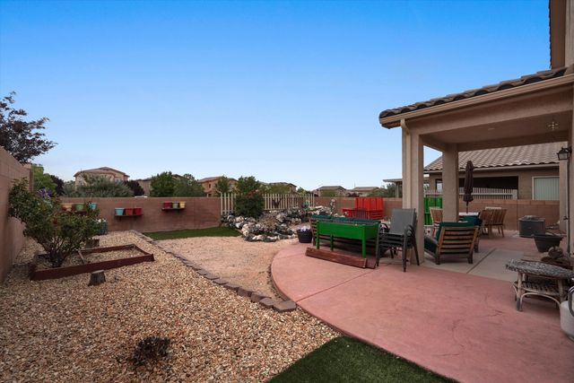 8319 Go West Road NW, Albuquerque, NM 87120