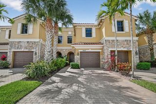 10457 Wellington Parc Drive, Wellington, FL 33449