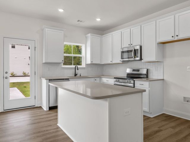 313 Ponder Road, Greer, SC 29651