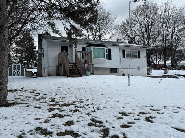 17 Emerson Drive, Washingtonville, NY 10992