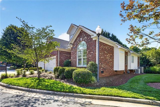 6 Jacobs Way, Greensboro, NC 27455