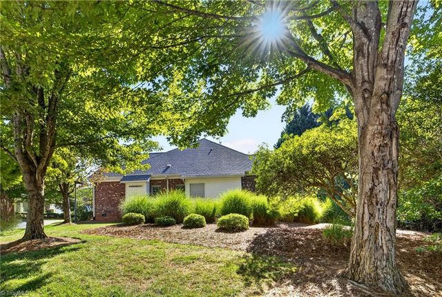 6 Jacobs Way, Greensboro, NC 27455