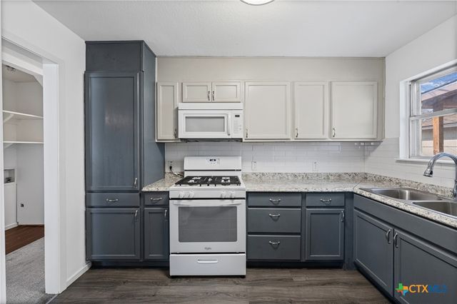 1401 N W S Young Drive, Killeen, TX 76543