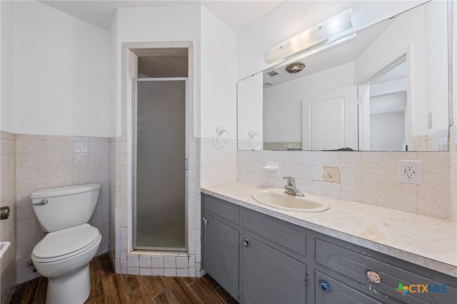 1401 N W S Young Drive, Killeen, TX 76543