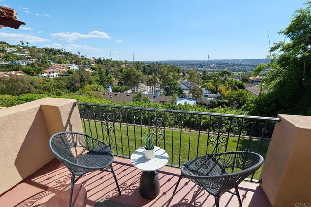 6811 VIANDA COURT, Carlsbad, CA 92009