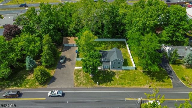 379 Old Georges Rd, North Brunswick Twp., NJ 08902