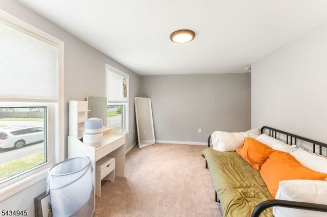 379 Old Georges Rd, North Brunswick Twp., NJ 08902
