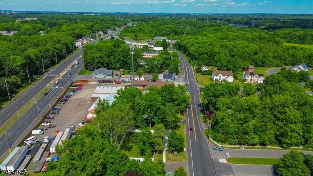 379 Old Georges Rd, North Brunswick Twp., NJ 08902